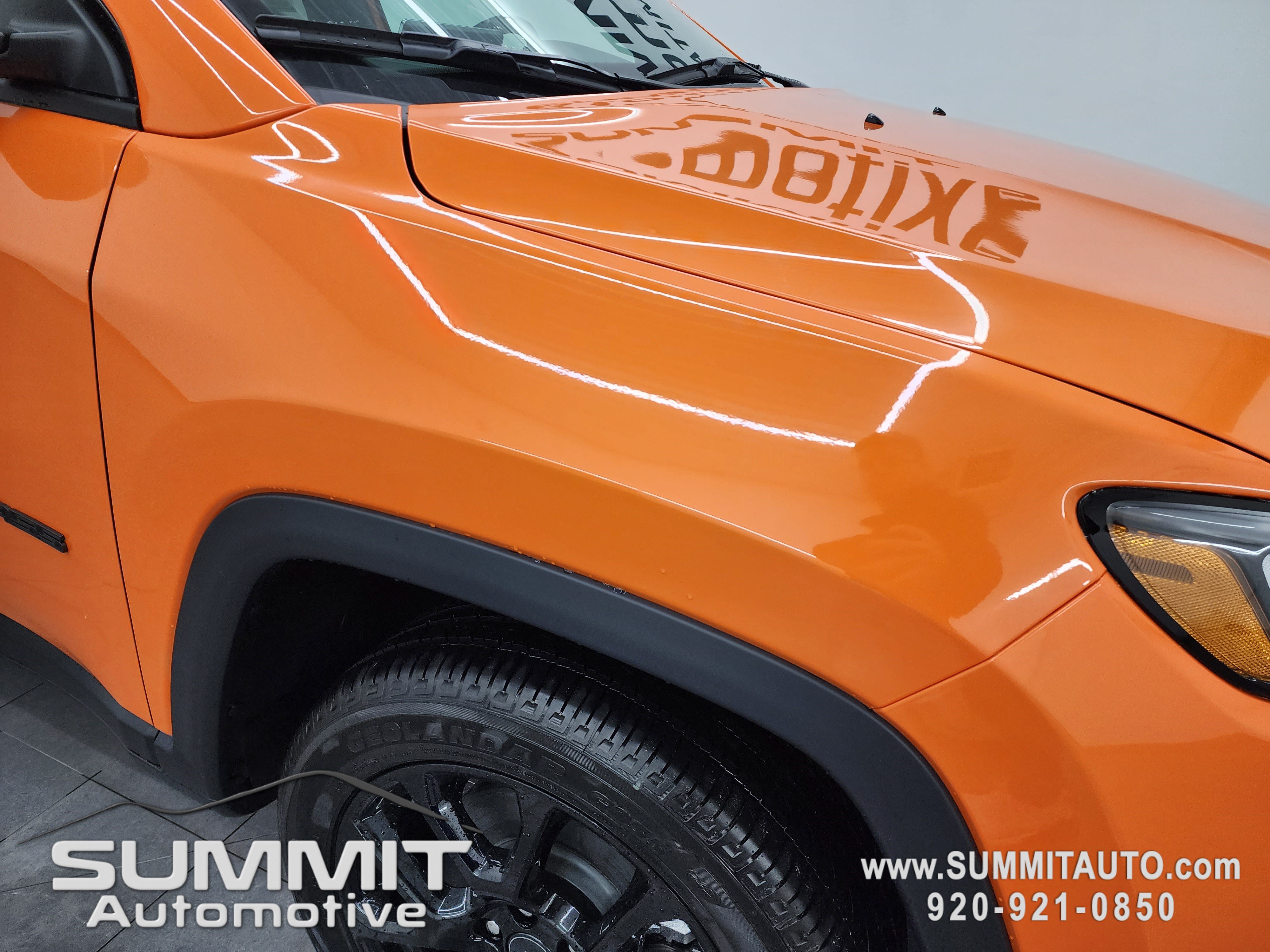 New 2026 Jeep Compass Latitude w/ Sun and Sound Group AWD/4WD image 21