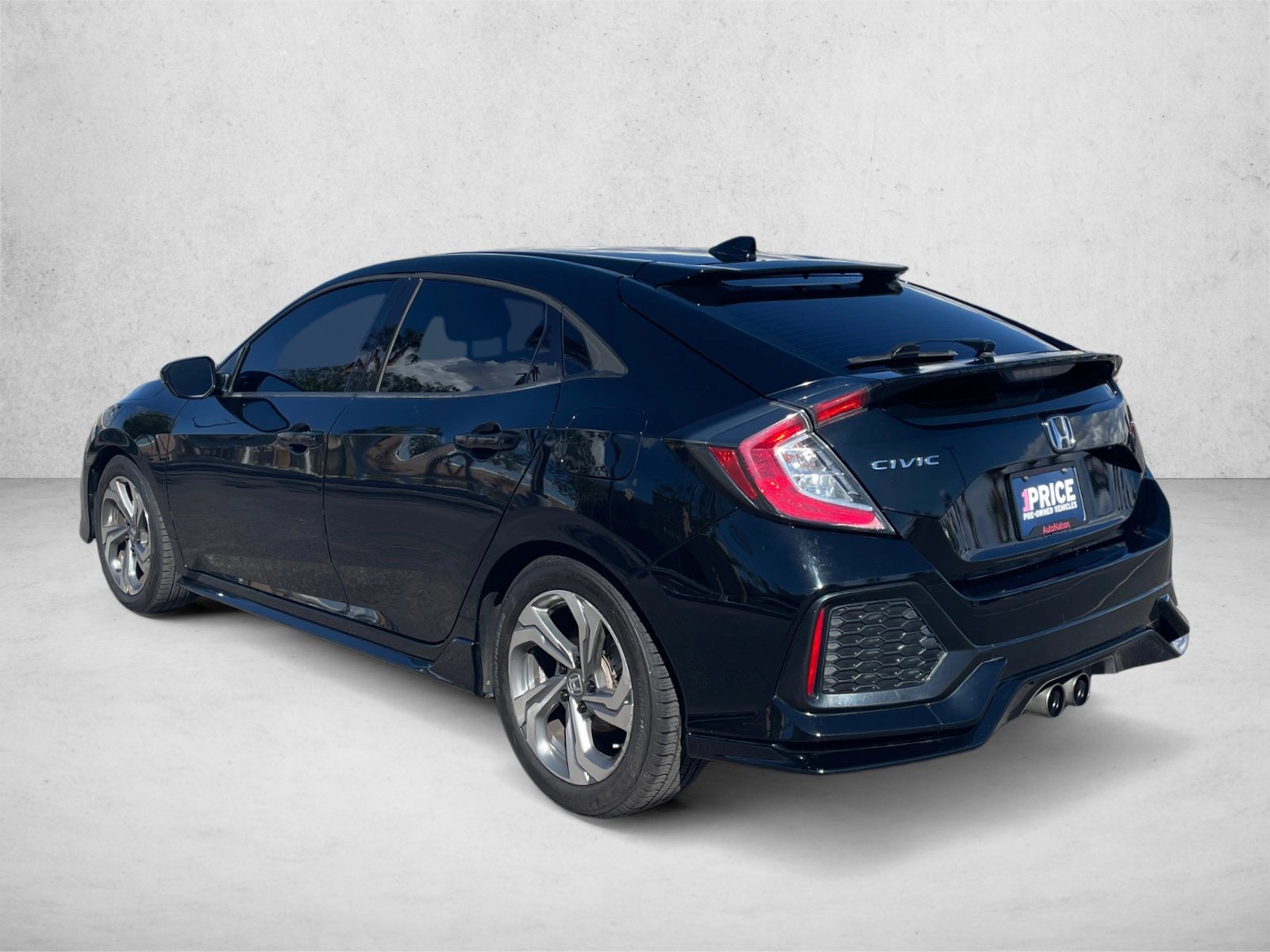 Used 2018 Honda Civic Sport image 7