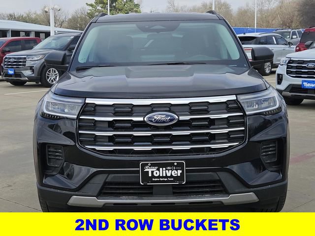 New 2025 Ford Explorer Active image 3