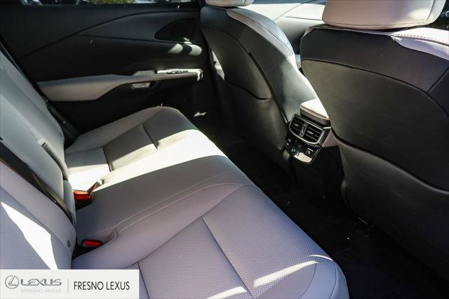 Certified 2024 Lexus RX 350h w/ Convenience Package image 13