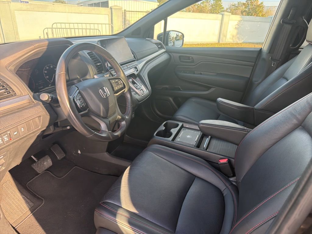 Used 2025 Honda Odyssey Sport-L image 13