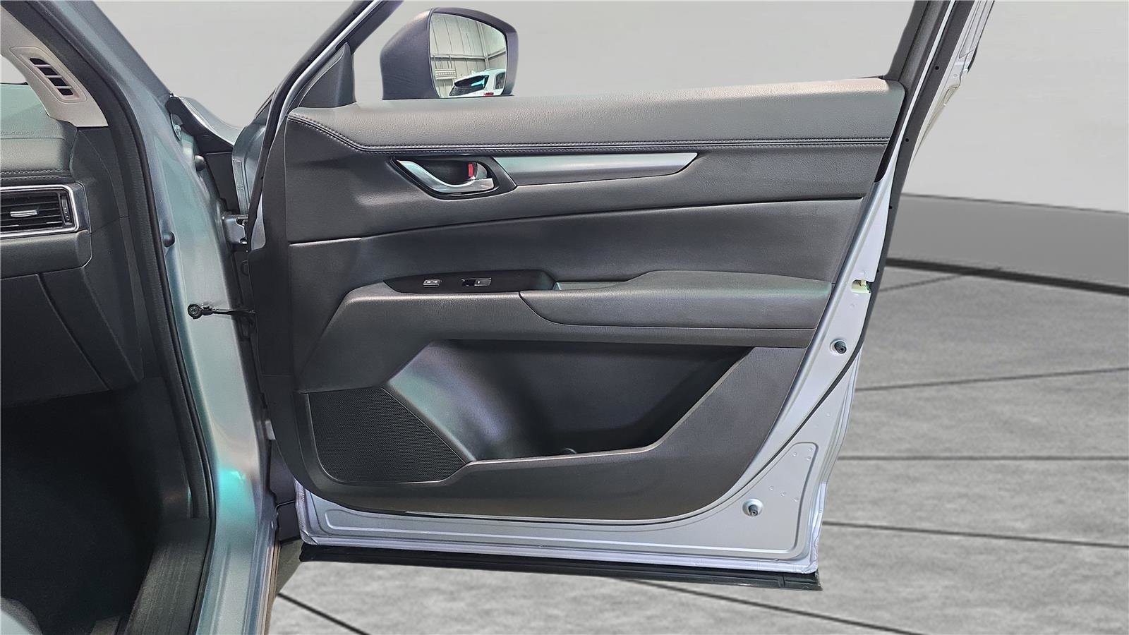 Used 2023 MAZDA CX-5 AWD 2.5 S w/ Select Package image 15