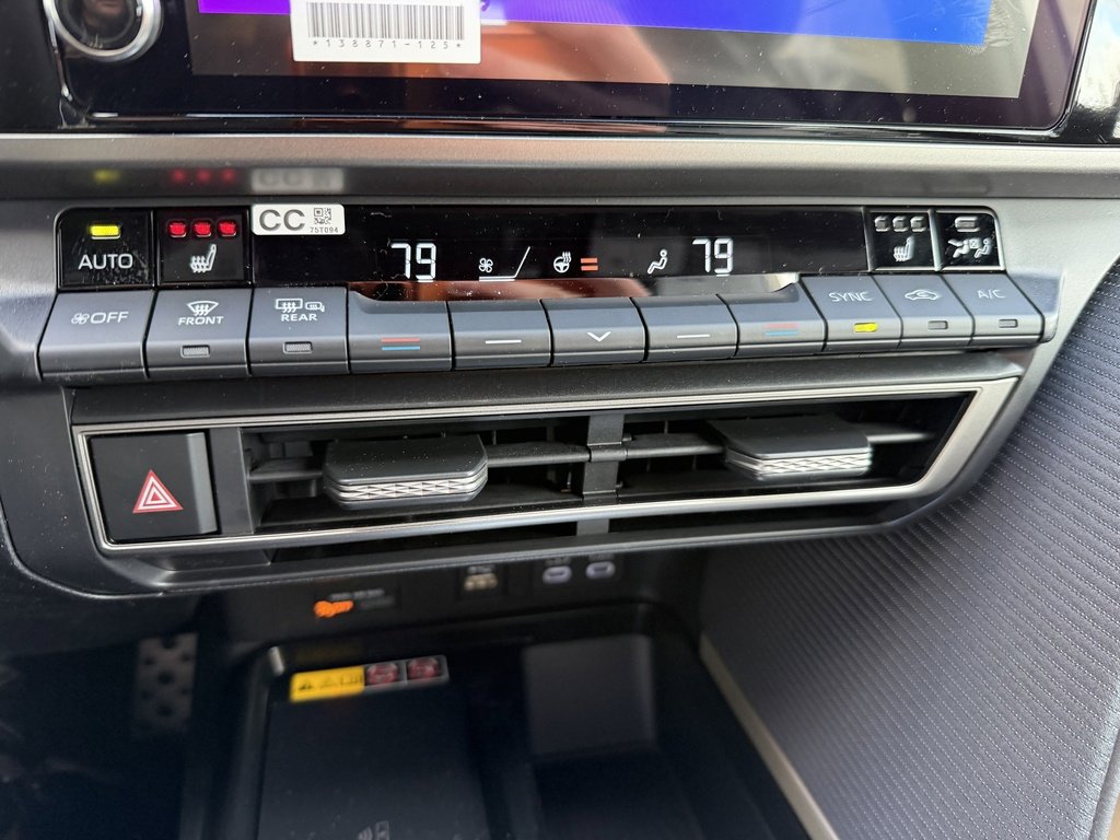 New 2026 Toyota Camry SE w/ Convenience Package image 15