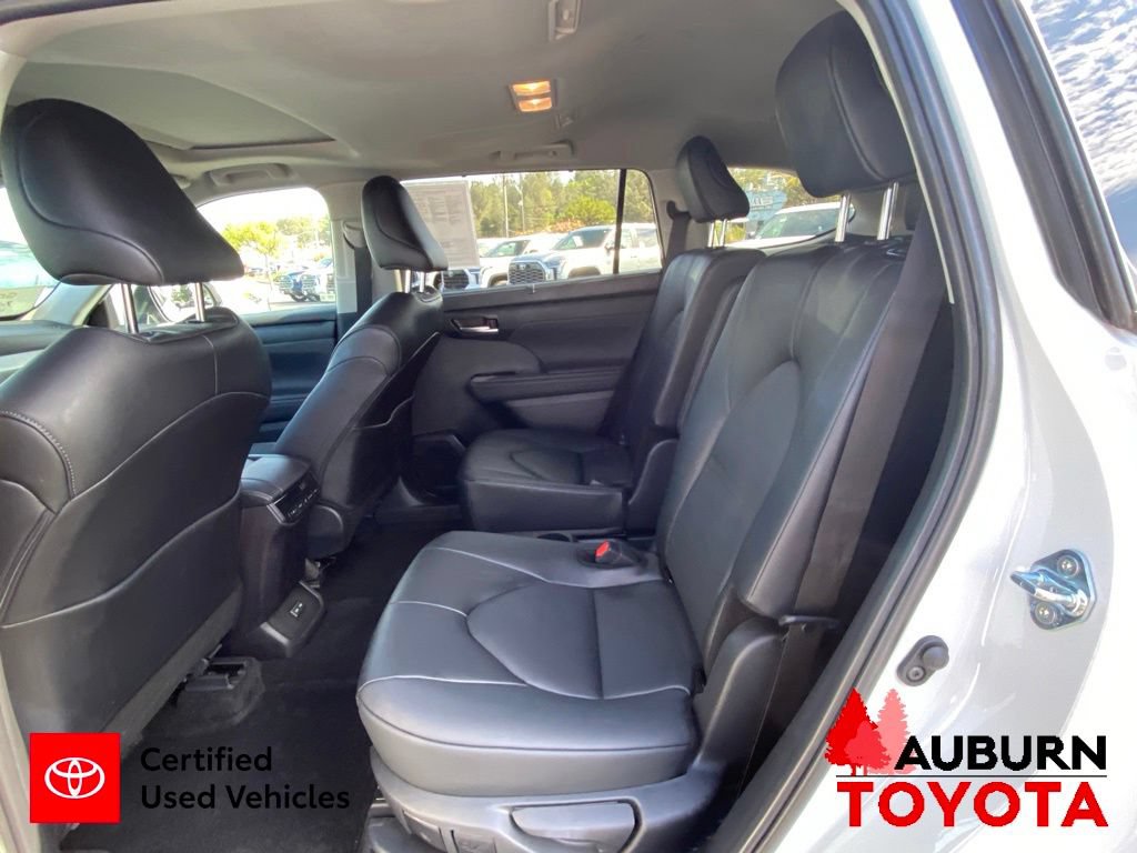 Certified 2026 Toyota Highlander XLE AWD/4WD image 25