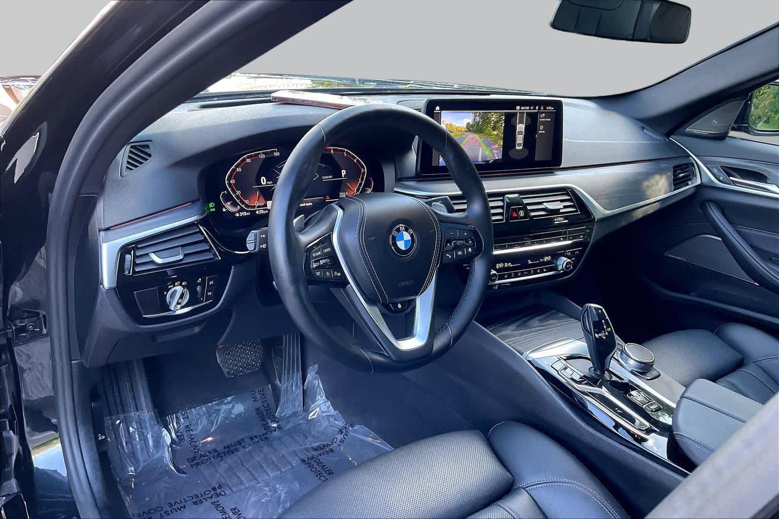 Used 2023 BMW 530i xDrive w/ Premium Package AWD/4WD image 17