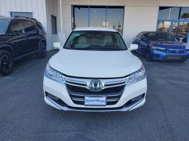 Used 2014 Honda Accord Plug-In Sedan image 2
