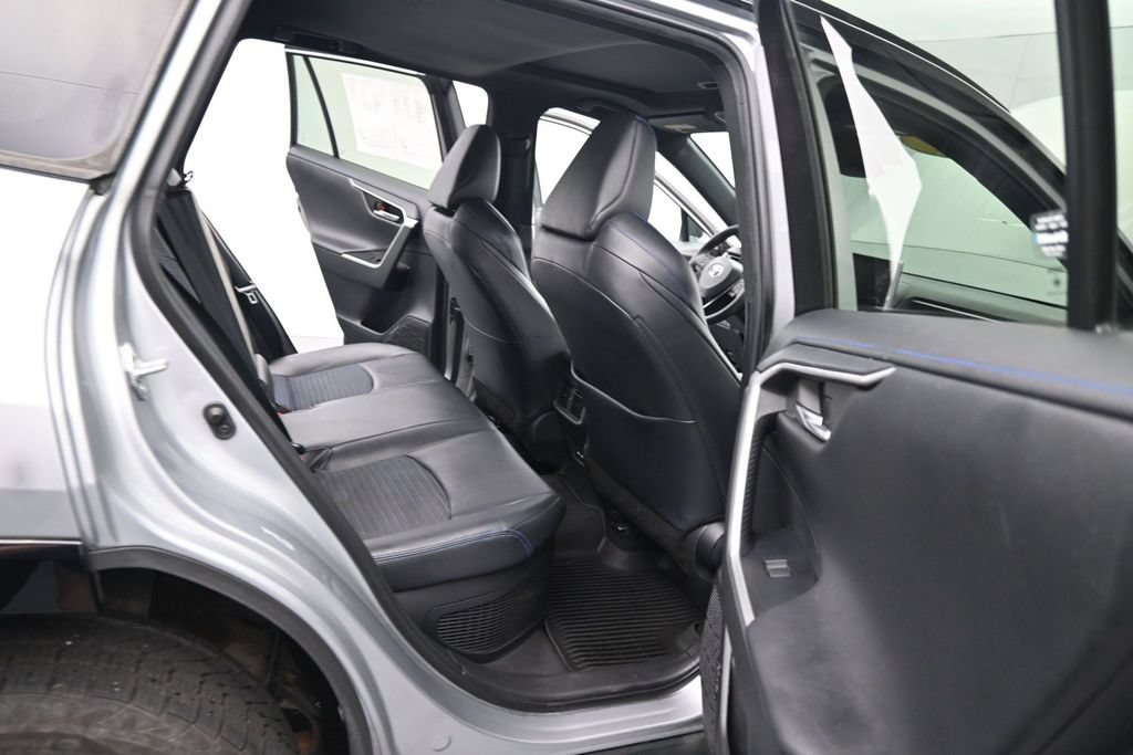 Used 2021 Toyota RAV4 XSE AWD/4WD image 24
