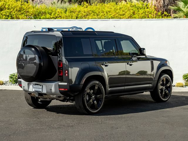 Used 2025 Land Rover Defender 110 S AWD/4WD image 6