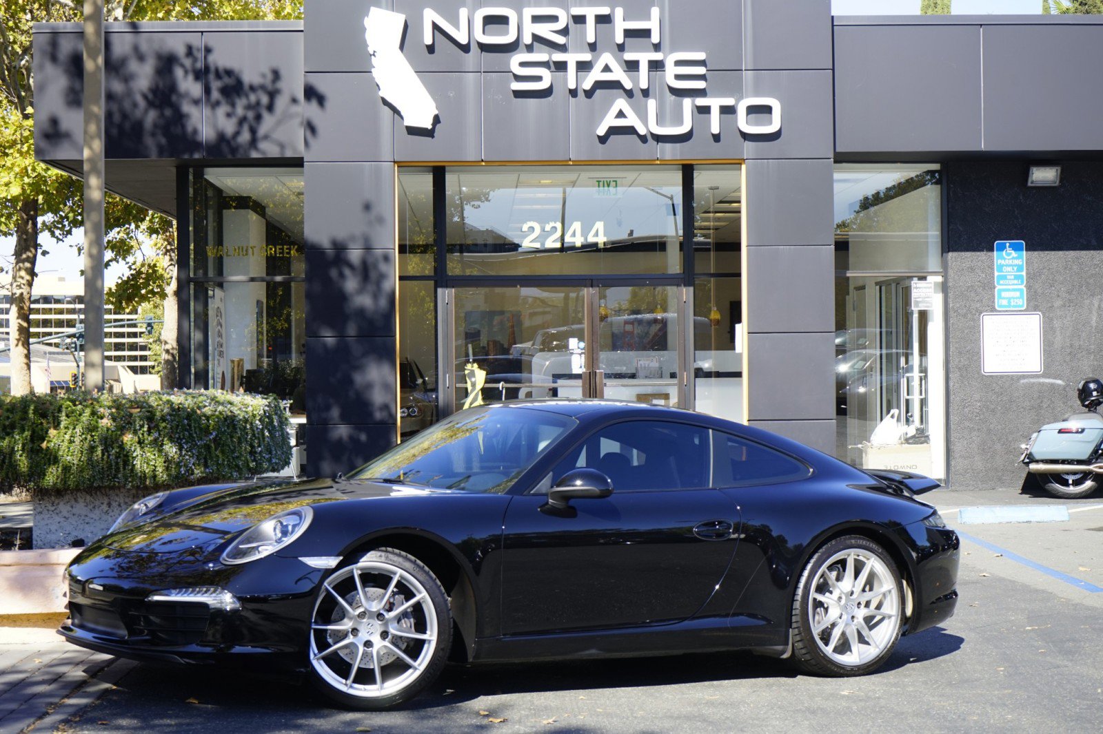 Used 2014 Porsche 911 Carrera image 1