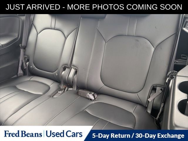 Used 2025 Honda Pilot Elite image 13