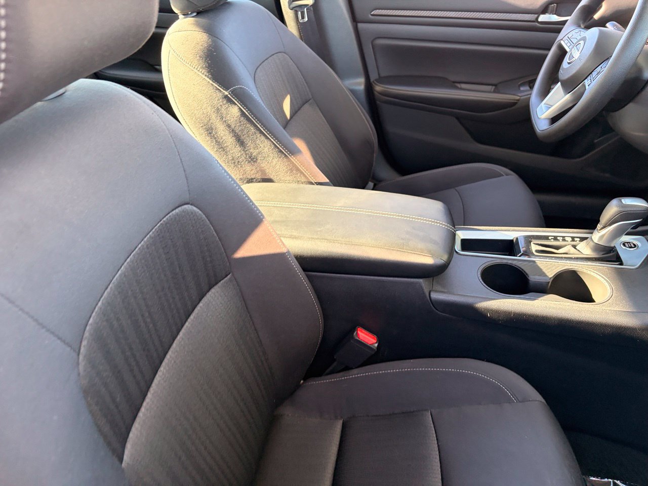 Certified 2025 Nissan Altima 2.5 SV FWD image 11