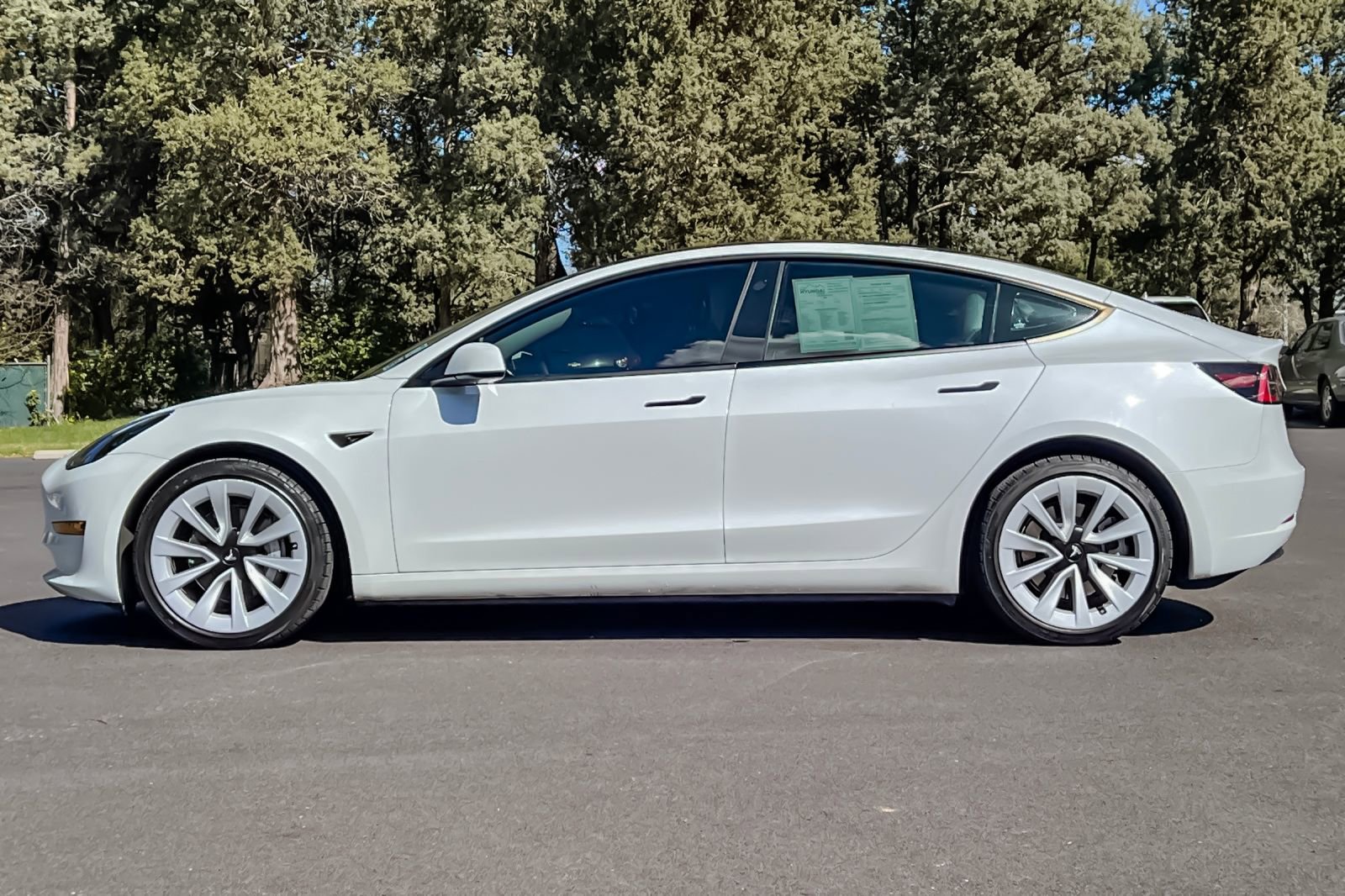 Used 2023 Tesla Model 3 Standard Range RWD image 7