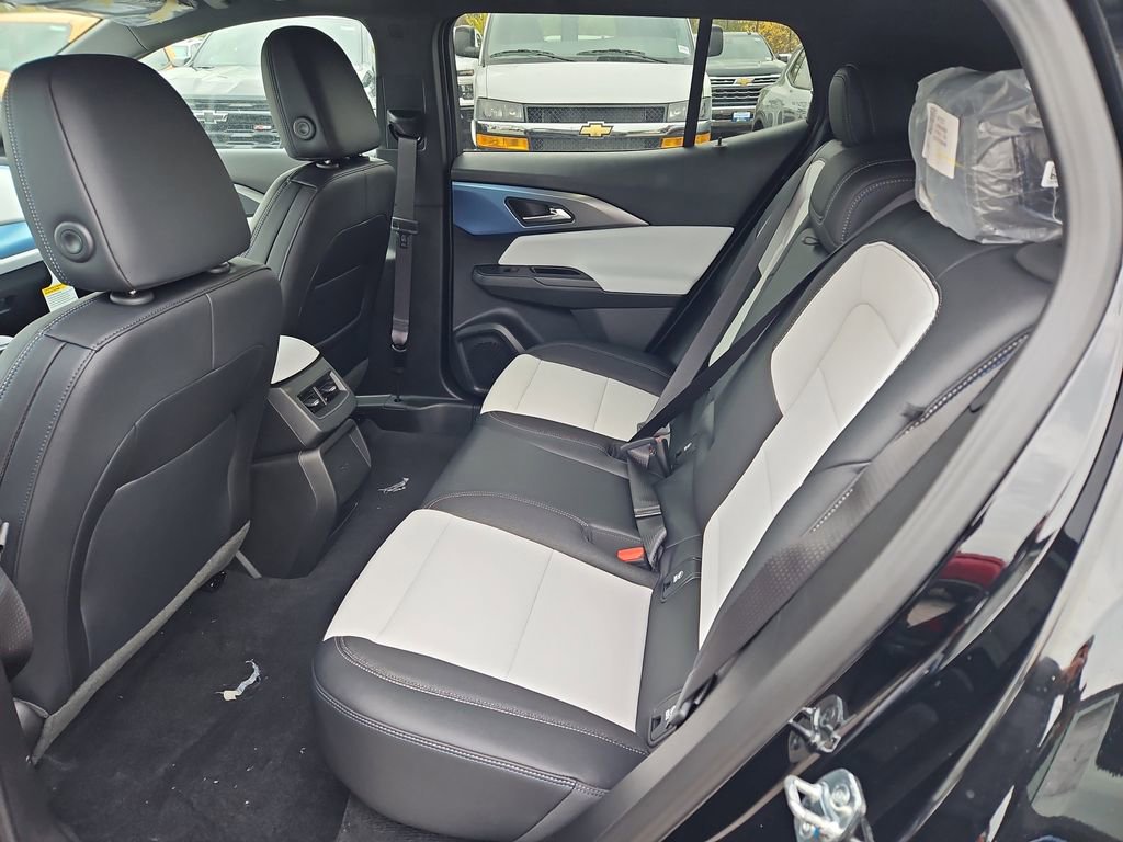 New 2026 Chevrolet Equinox EV LT image 20