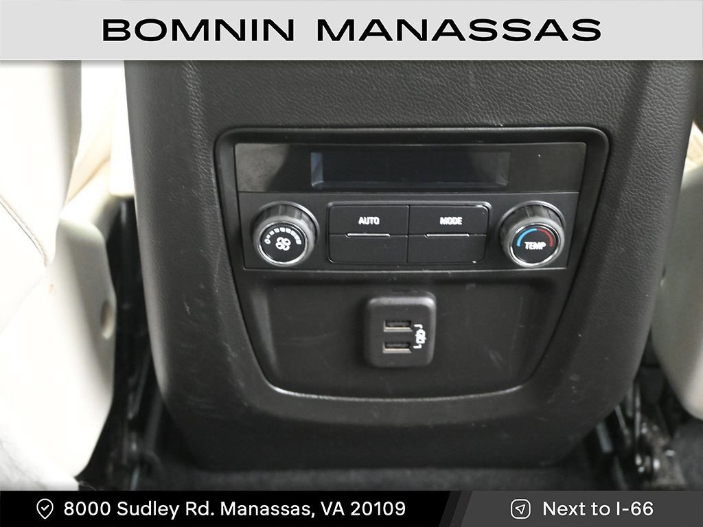 Used 2023 Buick Enclave Essence image 15