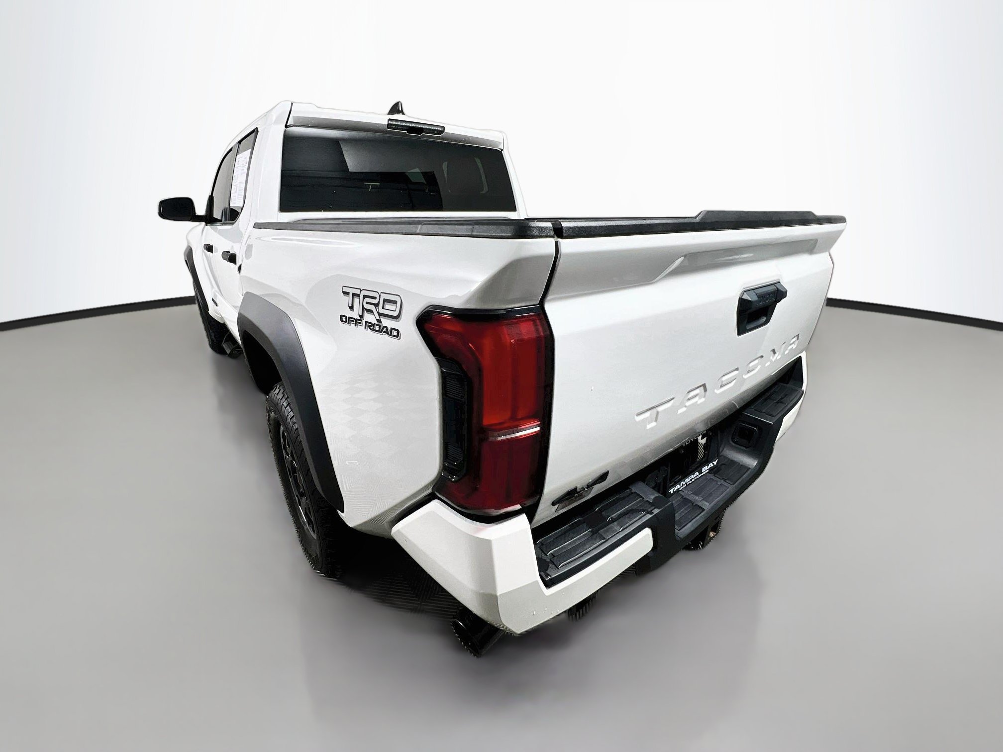 Used 2024 Toyota Tacoma TRD Off-Road AWD/4WD image 8