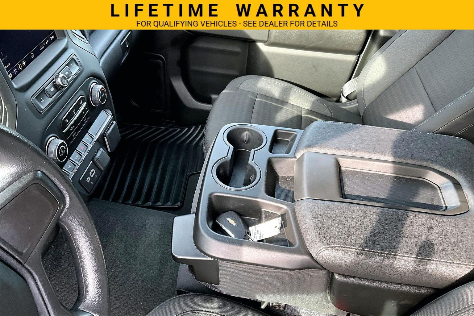 Used 2024 Chevrolet Silverado 1500 Custom w/ Turbomax Blackout Package AWD/4WD image 15
