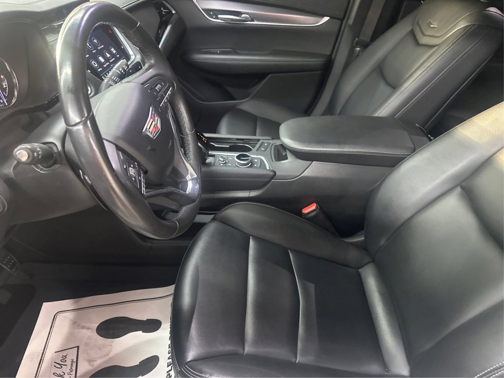 Used 2021 Cadillac XT6 Luxury image 9