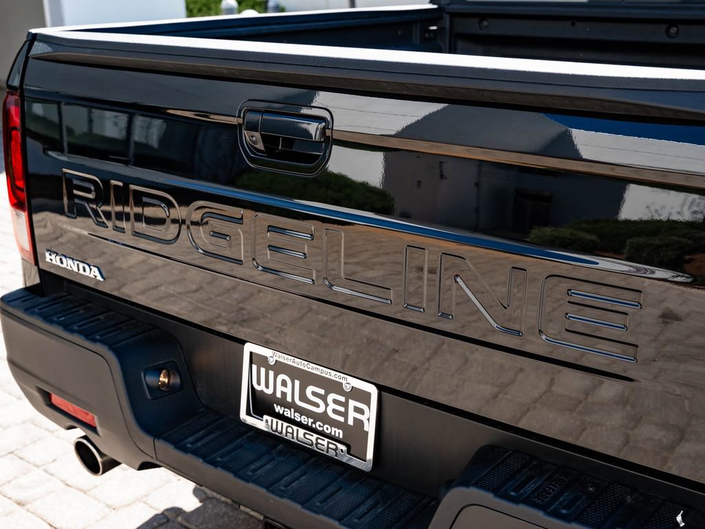 Used 2025 Honda Ridgeline RTL image 16