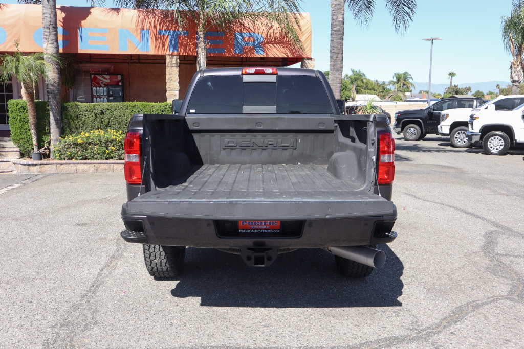 Used 2015 GMC Sierra 2500 Denali w/ Duramax Plus Package AWD/4WD image 8
