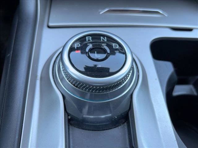 Used 2021 Ford Explorer XLT image 12