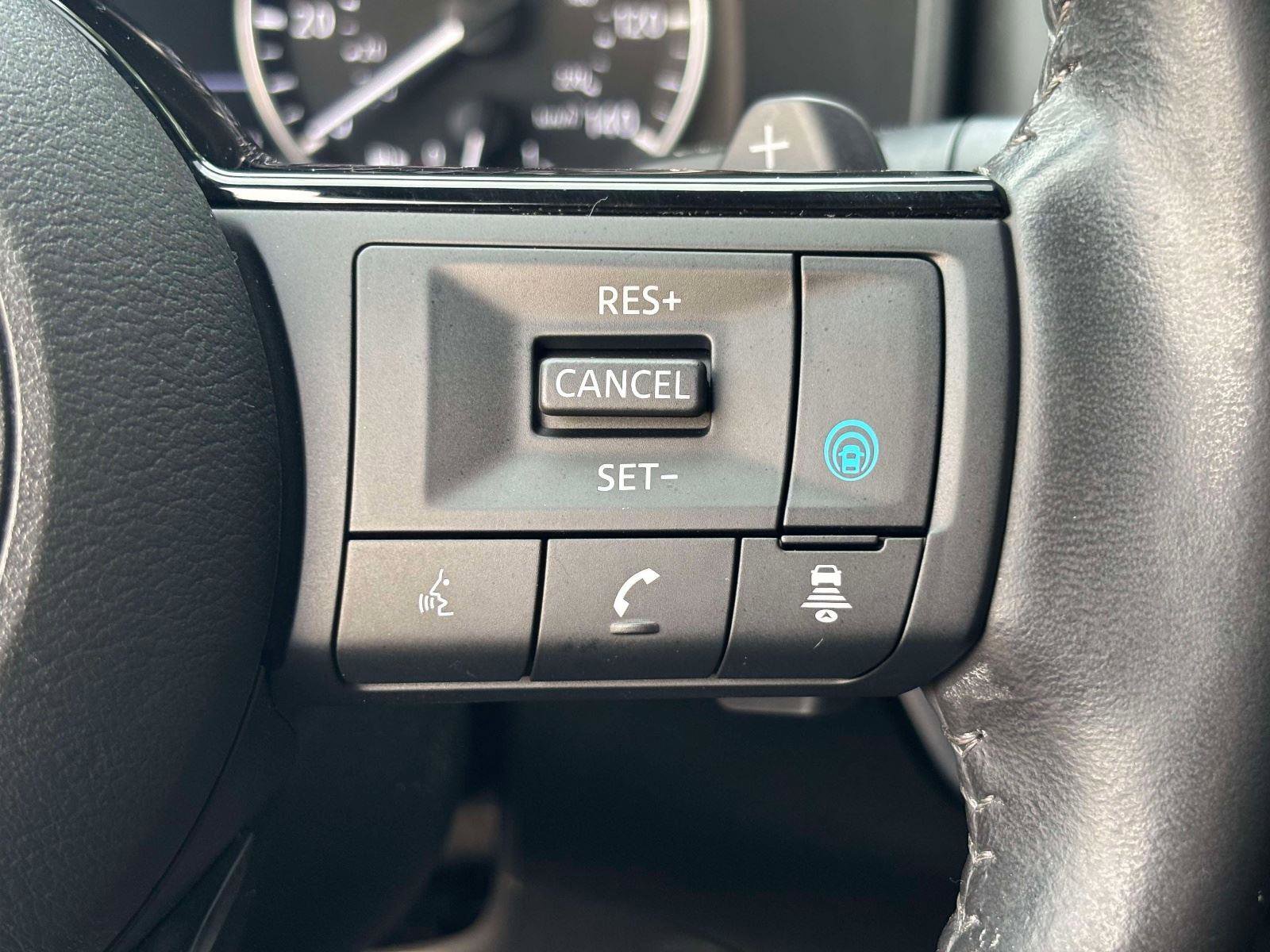 Used 2023 Nissan Rogue SL image 23