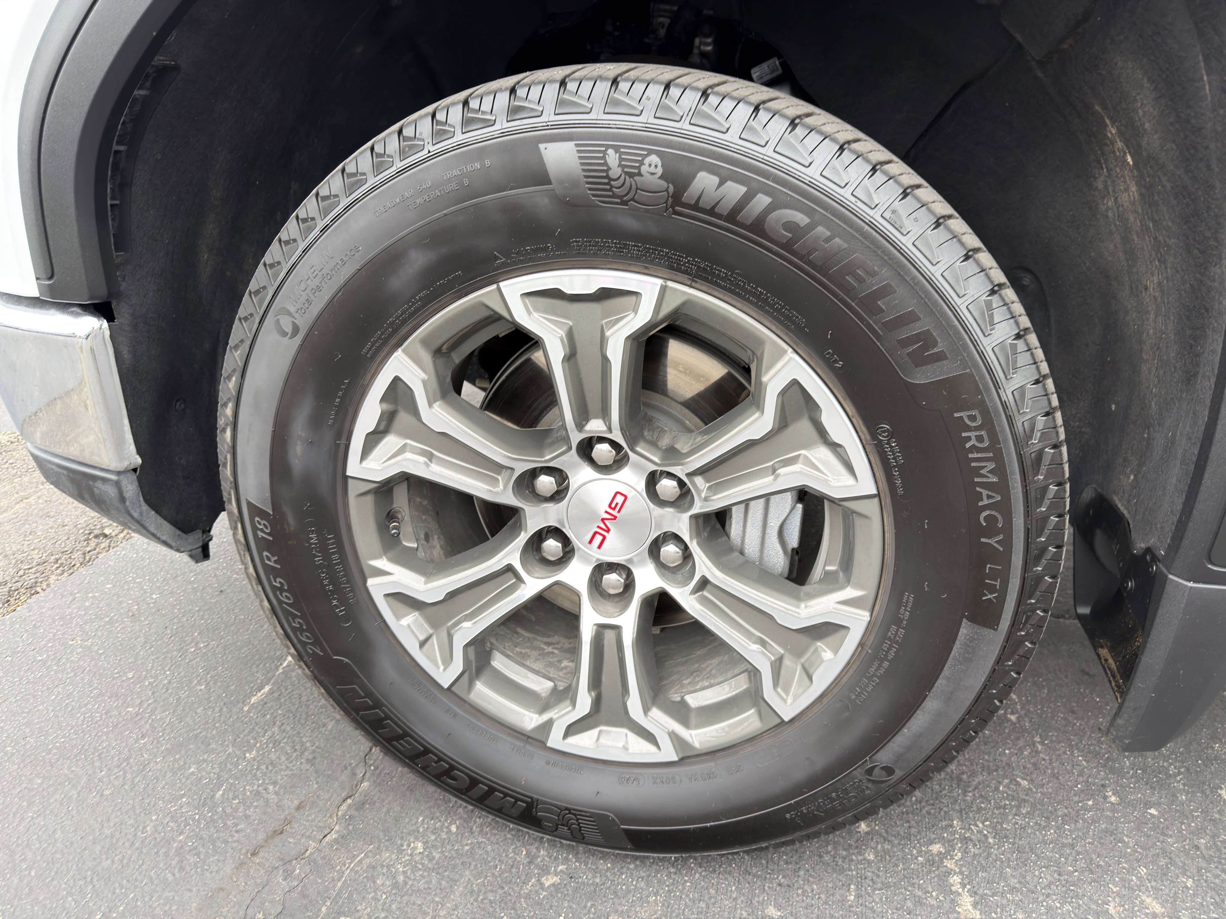 Used 2026 GMC Sierra 1500 SLT RWD image 42
