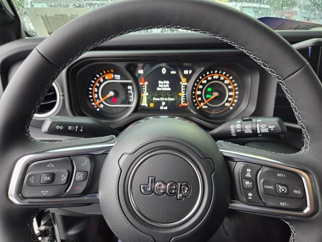 New 2026 Jeep Wrangler Unlimited Sahara AWD/4WD image 21