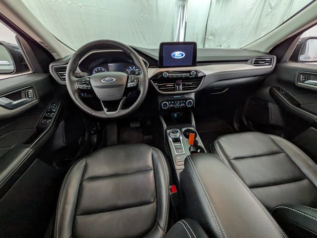 Certified 2022 Ford Escape SEL AWD/4WD image 11