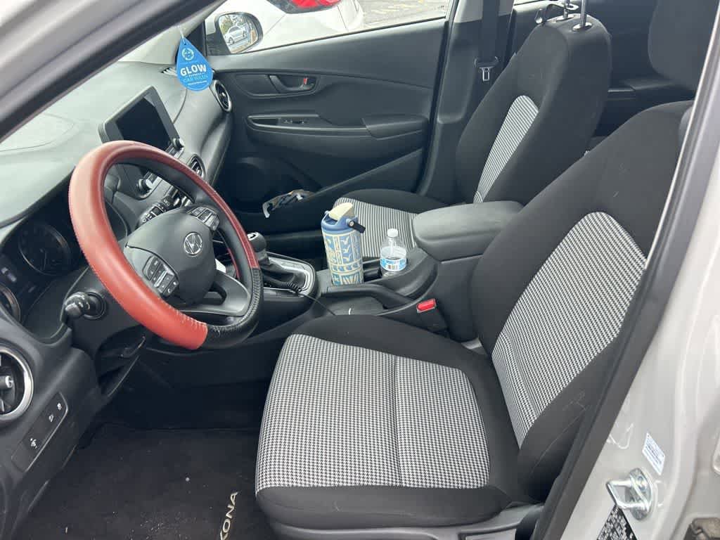 Used 2023 Hyundai Kona SE w/ Cargo Package AWD/4WD image 13
