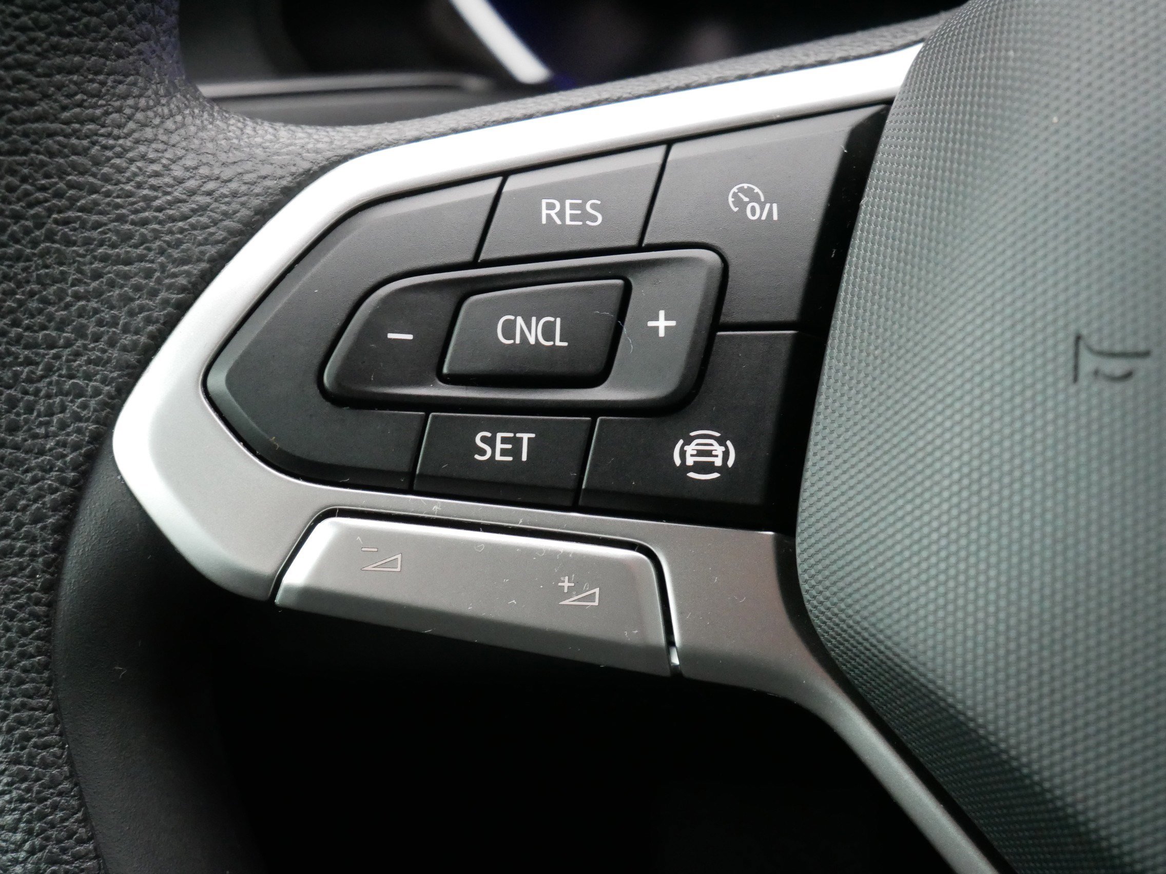 Used 2022 Volkswagen Jetta Sport image 19