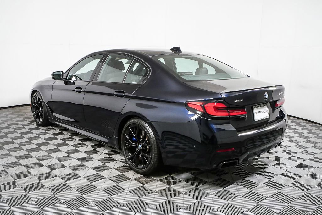 Used 2021 BMW M550i xDrive w/ Executive Package image 30