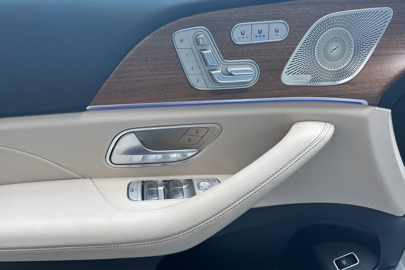 Certified 2026 Mercedes-Benz GLE 450 4MATIC image 11