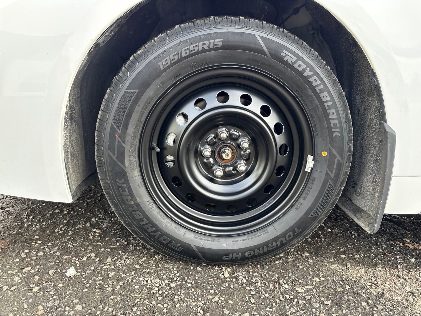 Used 2020 Toyota Corolla SE w/ Carpet Mat Package (TMS) image 27