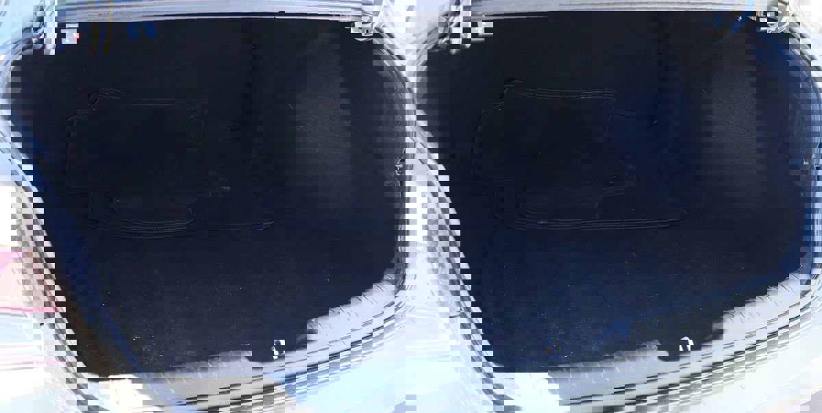 Used 2024 Hyundai Elantra SE image 25