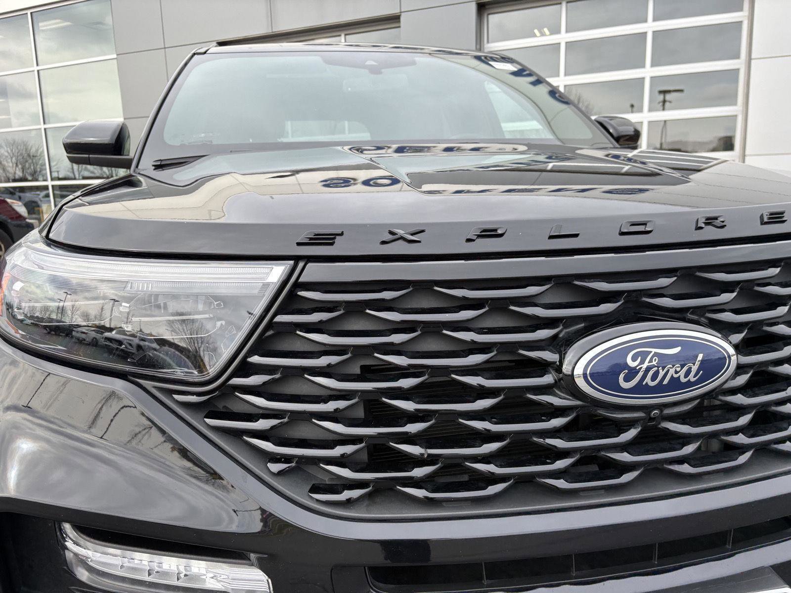 Certified 2022 Ford Explorer ST-Line w/ Class IV Trailer Tow Package image 24