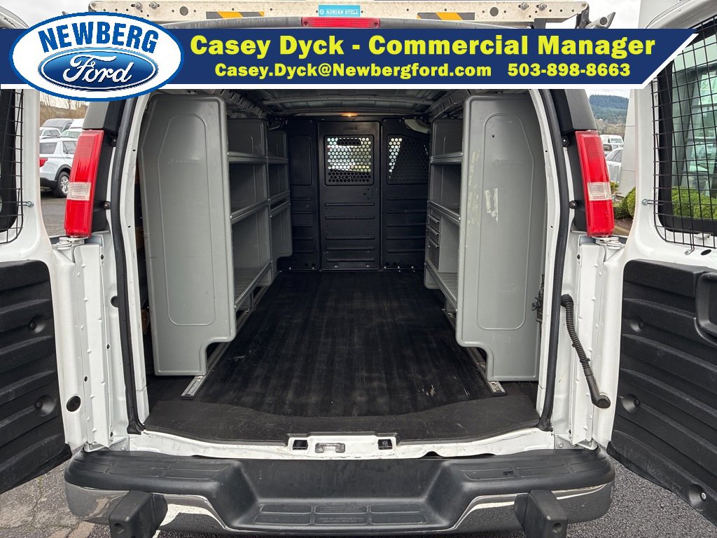 Used 2018 Chevrolet Express 2500 w/ Driver Convenience Package image 11