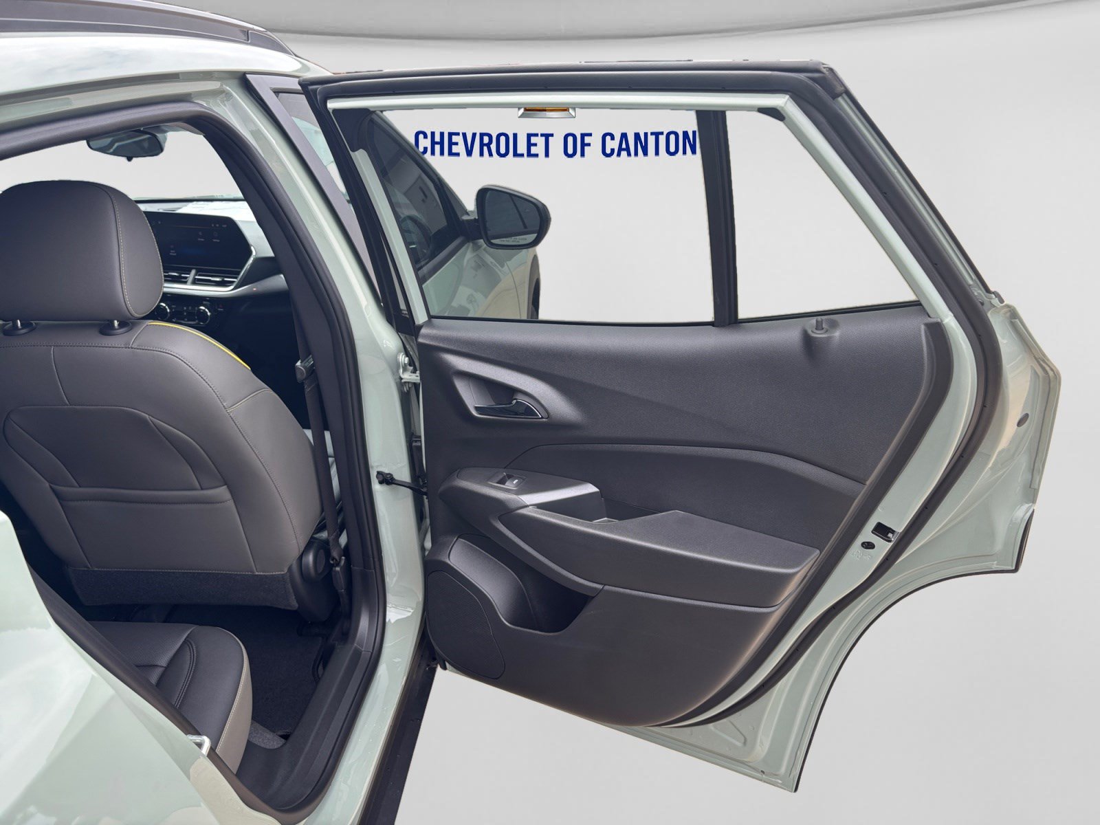 New 2026 Chevrolet Trax ACTIV w/ Driver Confidence Package FWD image 14
