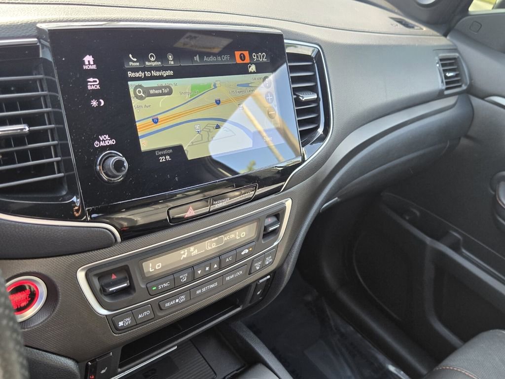 Used 2022 Honda Pilot TrailSport image 22