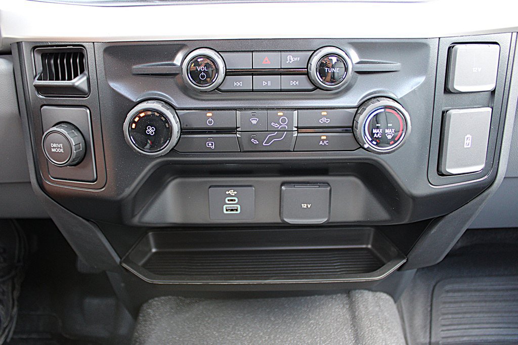 Used 2025 Ford F350 XL w/ XL Driver Assist Package RWD image 30