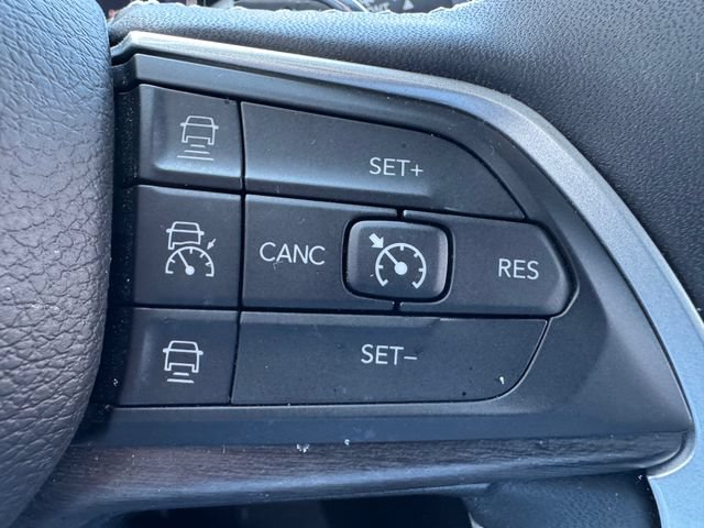 Used 2023 Jeep Grand Cherokee L Limited AWD/4WD image 28