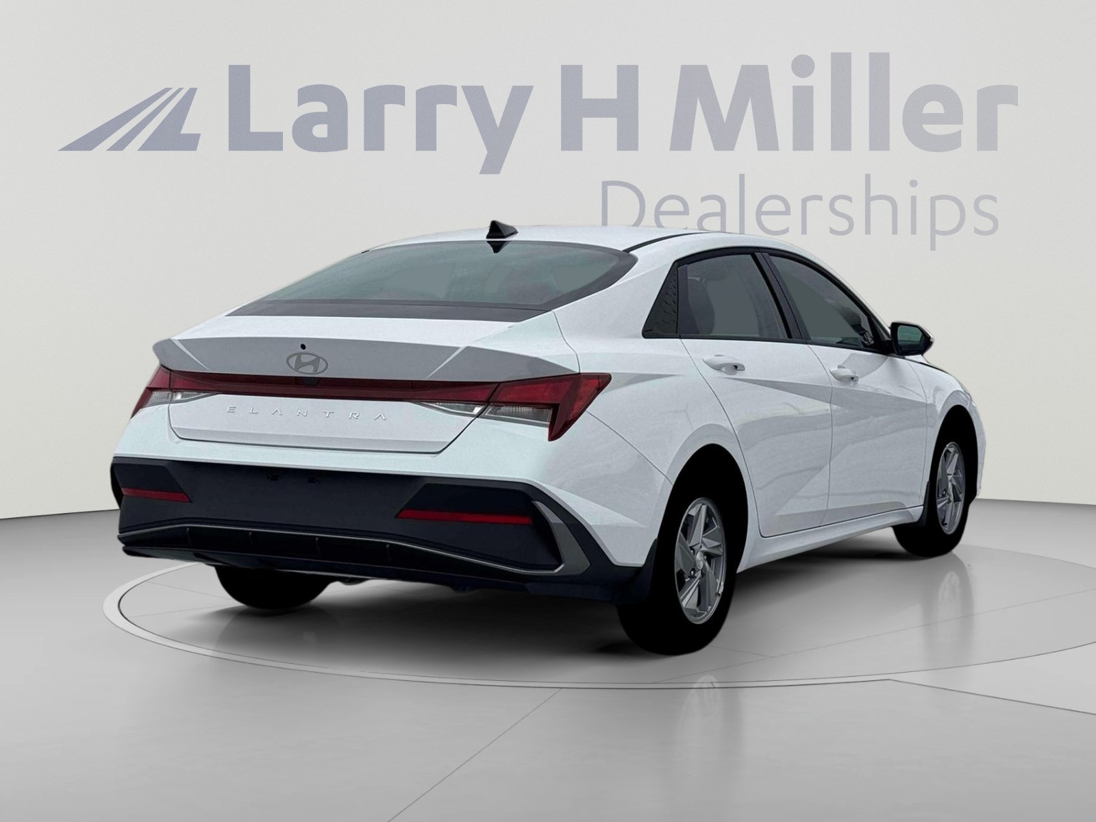 New 2026 Hyundai Elantra SE FWD image 7