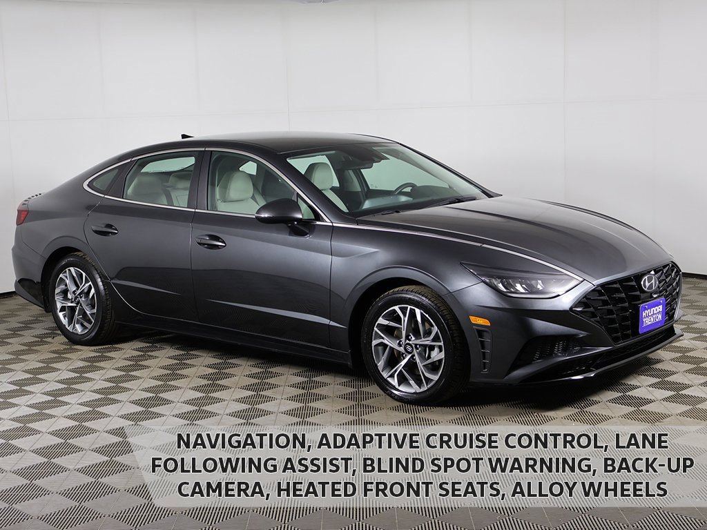 Used 2023 Hyundai Sonata SEL image 1
