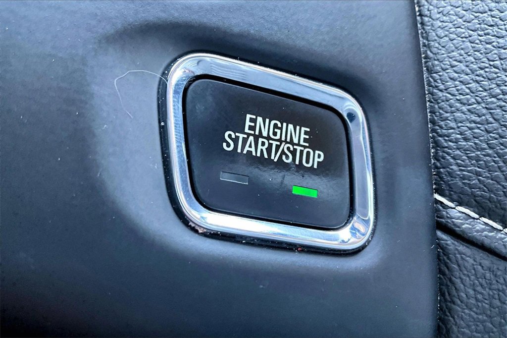 Used 2017 GMC Acadia SLT image 31