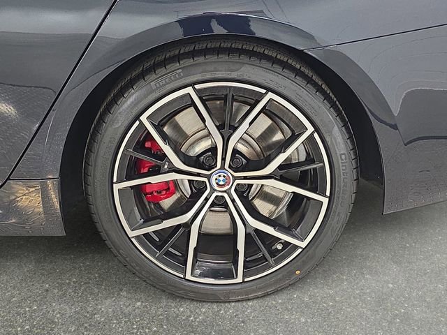 Certified 2023 BMW M550i xDrive w/ Executive Package image 29