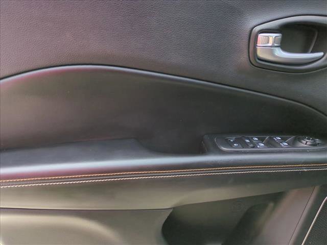 Used 2019 Jeep Compass Latitude image 11