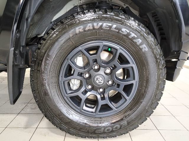 Used 2021 Toyota Tacoma SR5 image 19