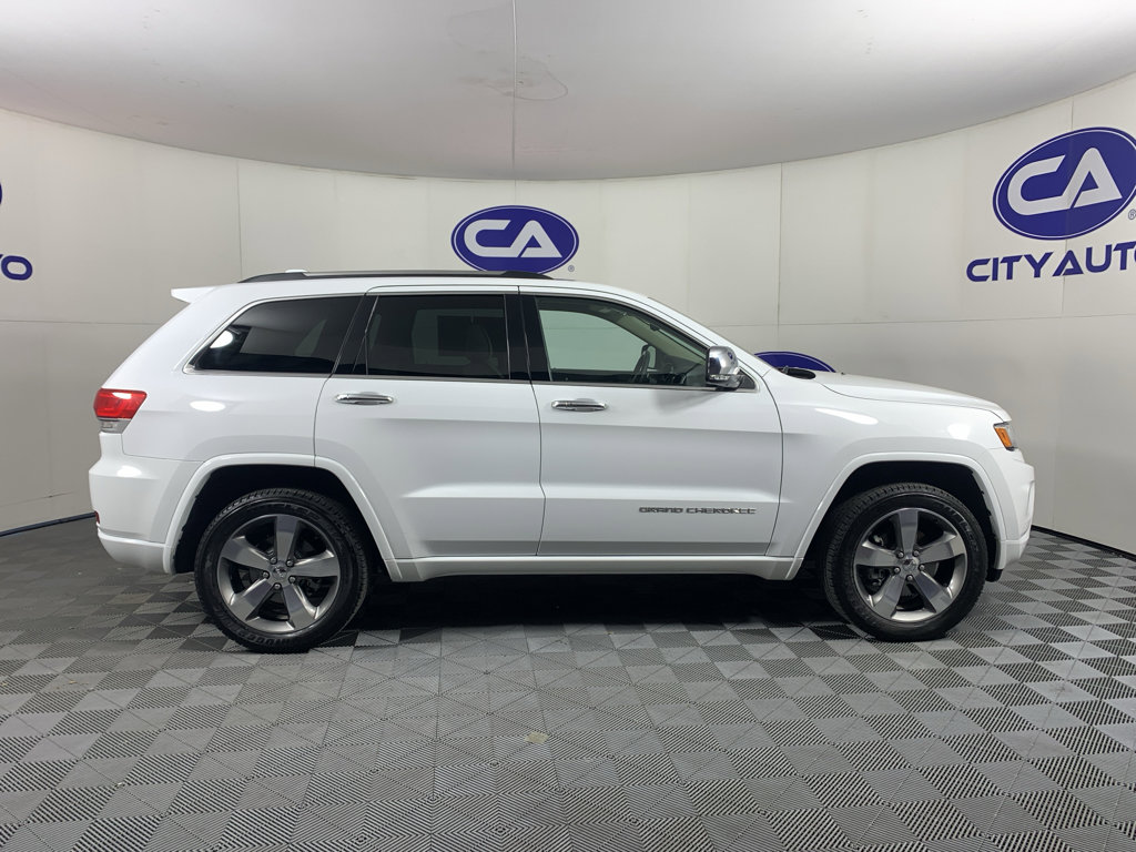 Used 2014 Jeep Grand Cherokee Overland image 2