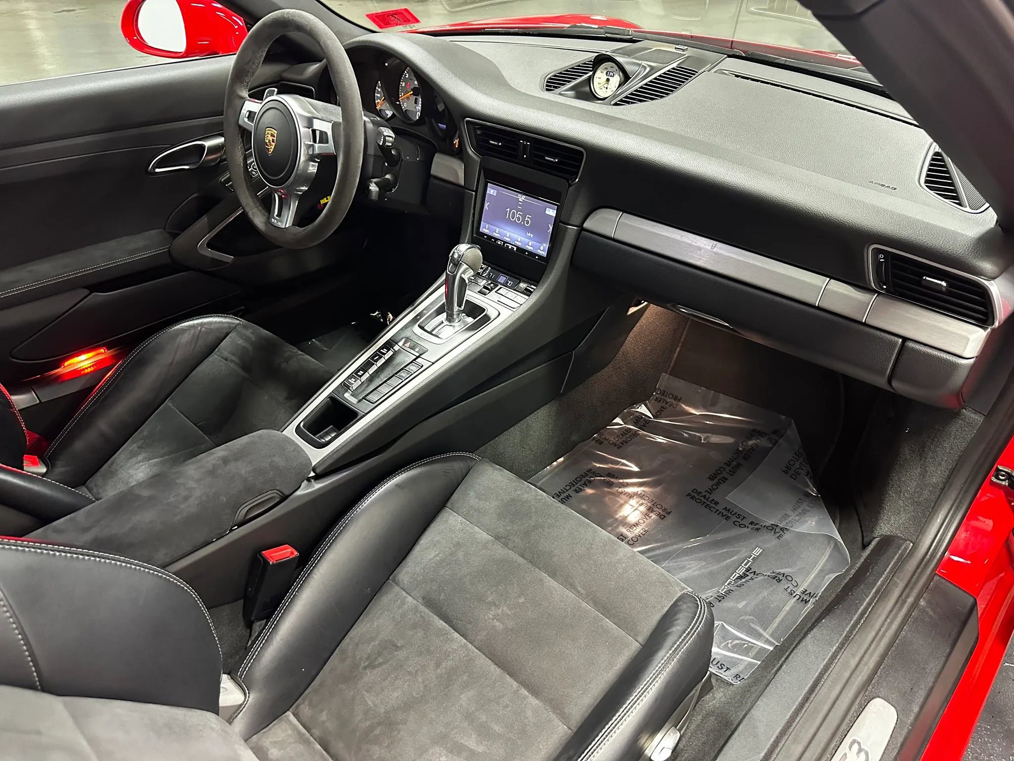 Used 2015 Porsche 911 GT3 RWD image 15