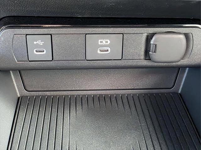 New 2026 Toyota Prius Plug-In Hybrid image 27