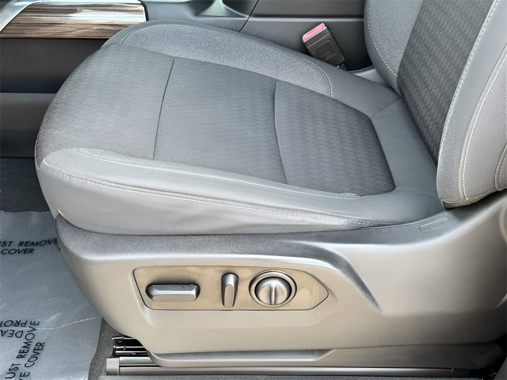 Used 2021 Chevrolet Silverado 1500 RST image 26